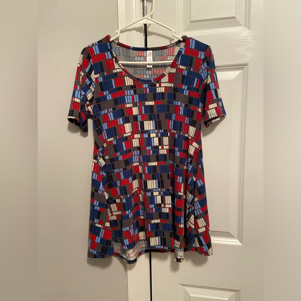 LuLaRoe Perfect T